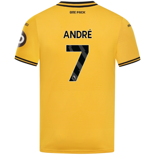Wolves Fanshop | 7 ANDRÉ Wolves Merchandise Collection